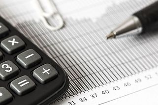 Zpátky k růžovému formuláři. Finanční správa odstavila online podání daní - Seznam Zprávy